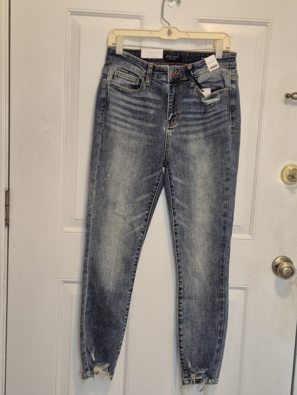 Judy Blue Size 29 (9/29) High Waisted Skinny Fit Distressed Blue Jeans NWT
